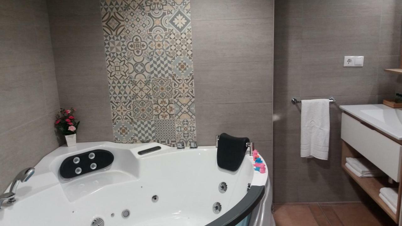 Lagar II Con Jacuzzi Villa Curiel de Duero Luaran gambar